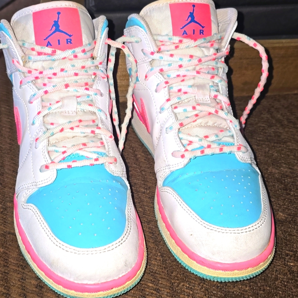 Nike Air Jordan 1 Mid Pink, Teal & White sneakers EXCELLENT USED CONDITION